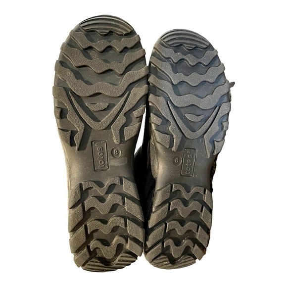 TOTES, WOMENS INSULATED, WATERPROOF, ALL WEATHER BOOTS. RUBBER SOLE. SIZE 8M - Picture 6 of 7